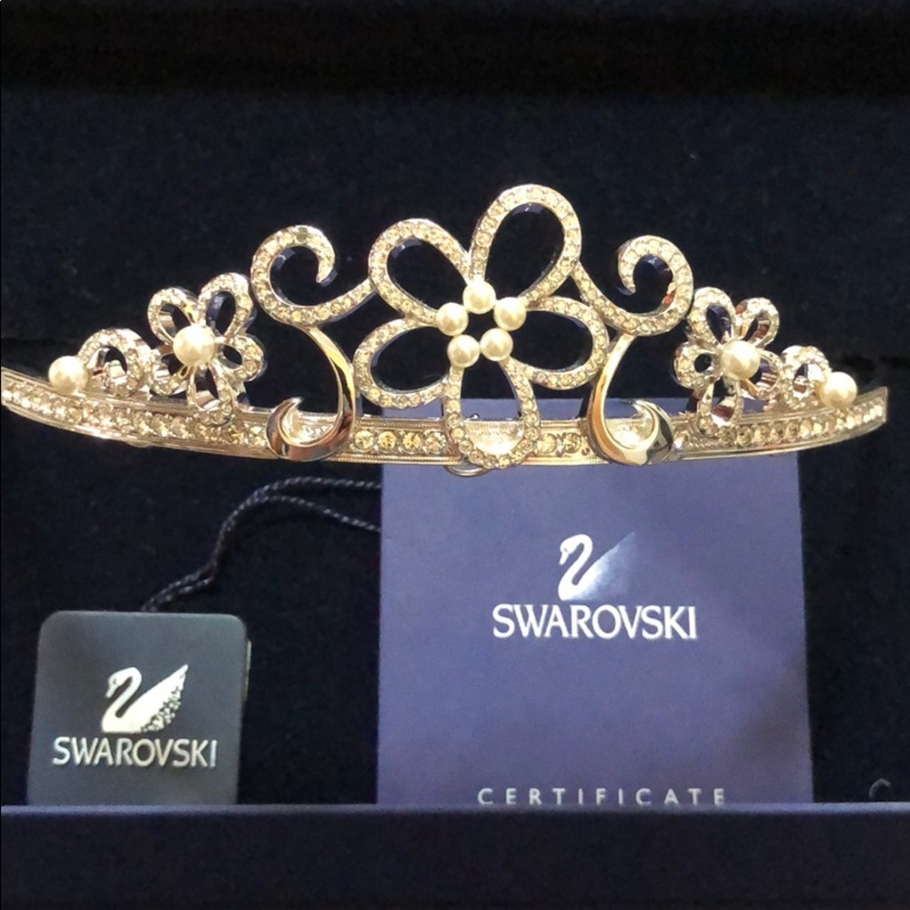 Brand new Swarovski Crystal tiara